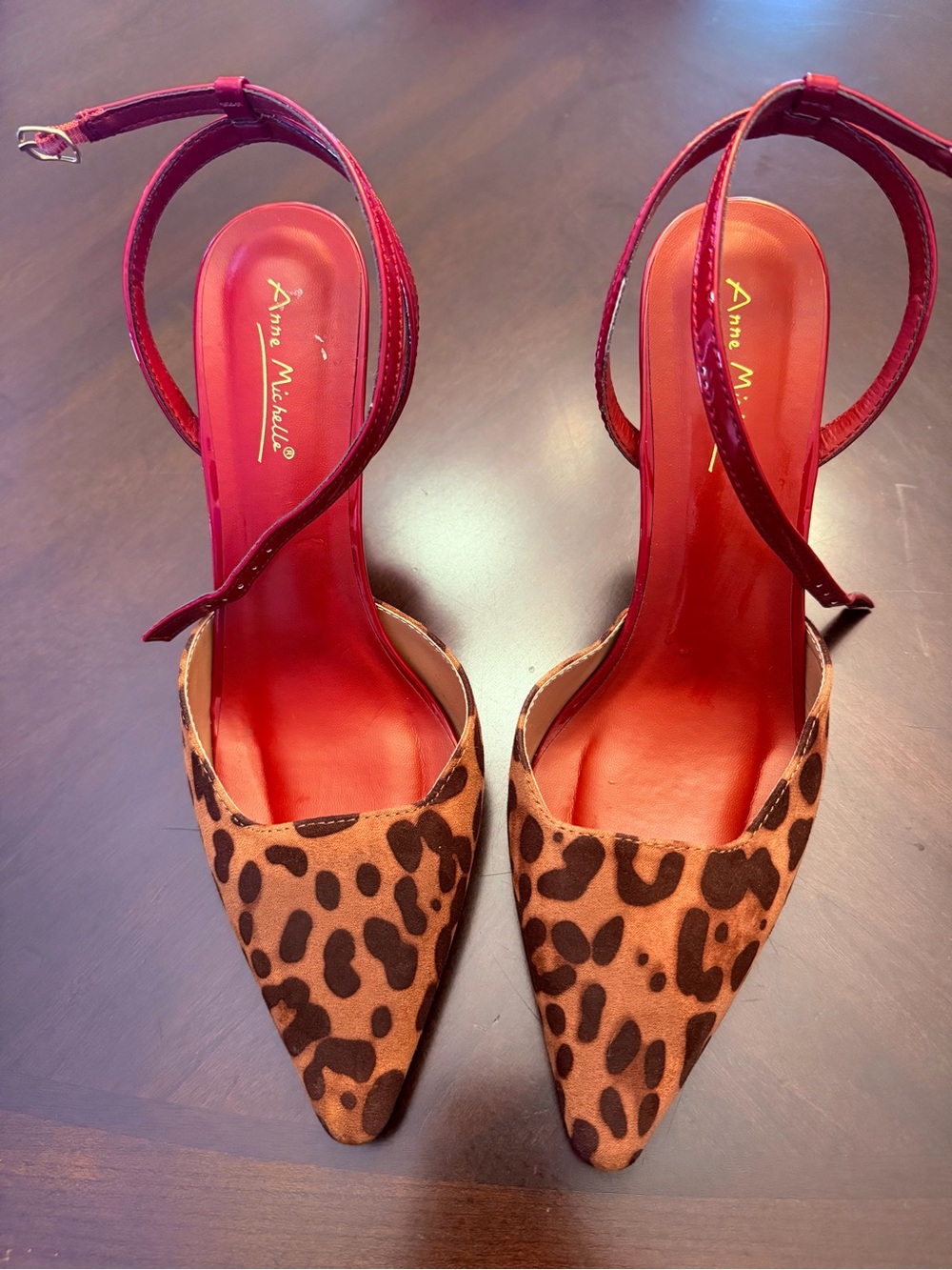 Beautiful Leopard Print Pointed Slingback Heels mixed in Red and Brown